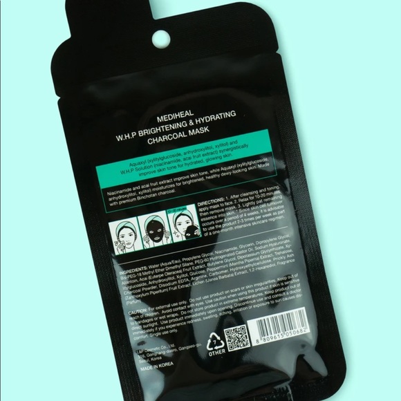 W.H.P Brightenings & Hydrating Charcoal Mask - Picture 3 of 4